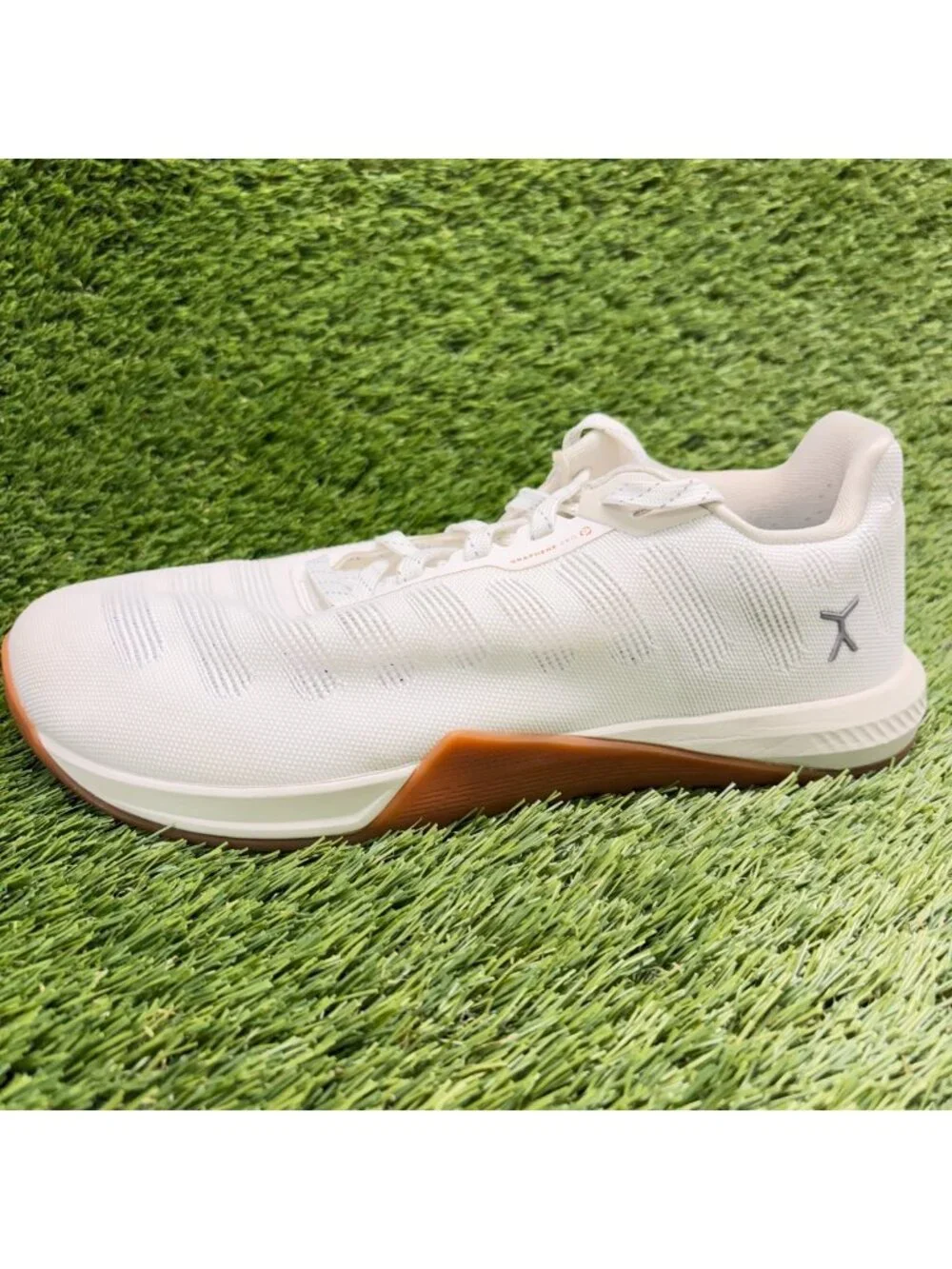 Flux Adapt Graphene XT White Gum Mens Size 8 Womens 9.5 Athletic Shoes Sneakers